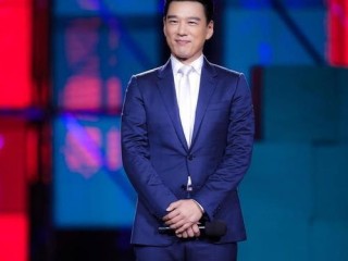 王耀庆，跨界主持上海国际电影节，开启非凡之旅