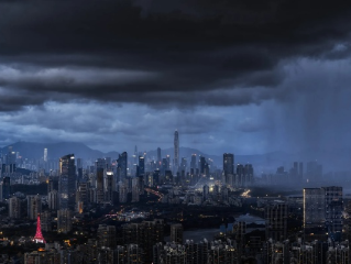 深圳暴雨瞬间天黑，城市在雨幕中的惊心动魄